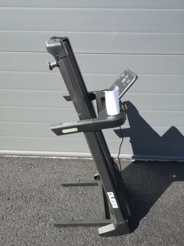 935844-11 Folding Electric Treadmill Leonardo