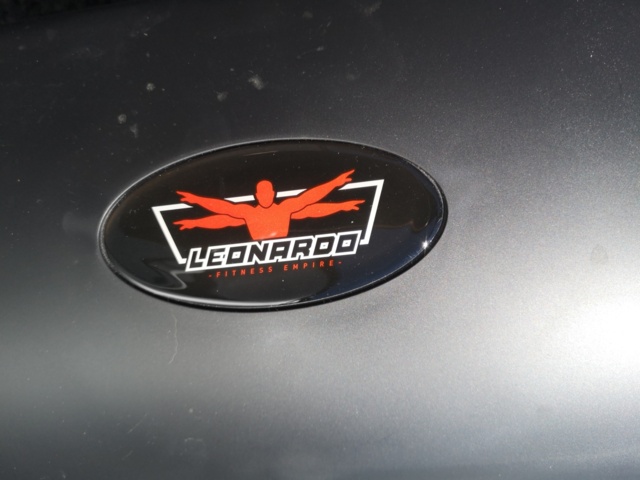 935844-12 Folding Electric Treadmill Leonardo