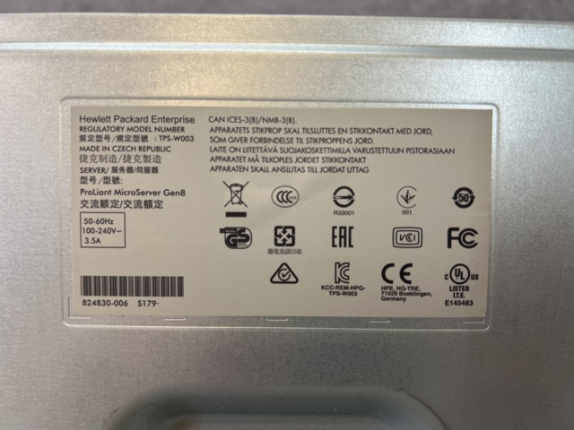 922838-7 Server housing, 2 pcs, without hard drives