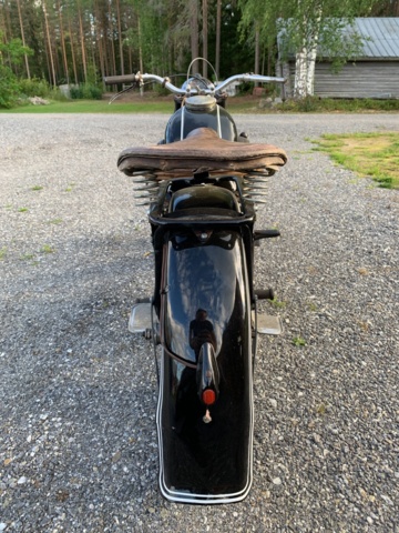 810425-5 Veteranmotorcykel med sidovagn BMW R35 -1948 (rep.objekt)