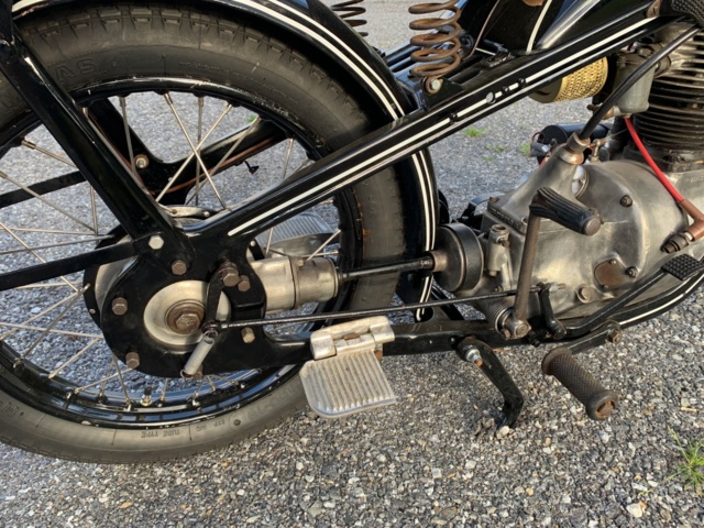 810425-12 Veteranmotorcykel med sidovagn BMW R35 -1948 (rep.objekt)