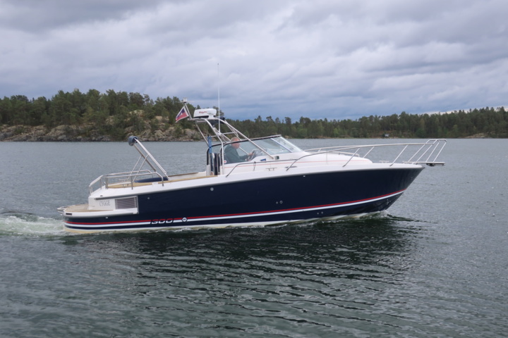 935931-4 Nimbus 300 R, 2 x Volvo Penta KAD 300