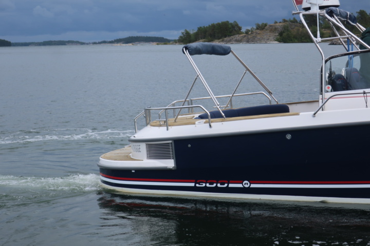 935931-18 Nimbus 300 R, 2 x Volvo Penta KAD 300