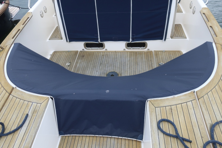 935931-22 Nimbus 300 R, 2 x Volvo Penta KAD 300