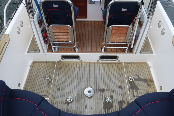 935931-27 Nimbus 300 R, 2 x Volvo Penta KAD 300