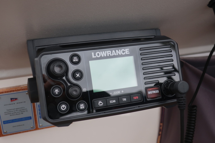 935931-37 Nimbus 300 R, 2 x Volvo Penta KAD 300