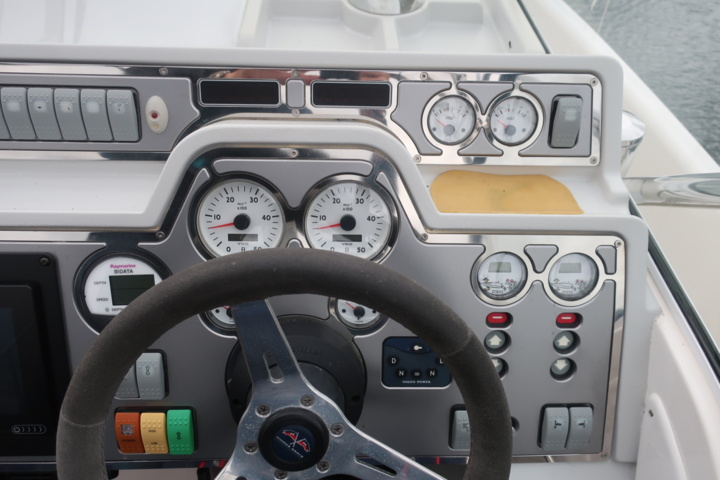 935931-39 Nimbus 300 R, 2 x Volvo Penta KAD 300