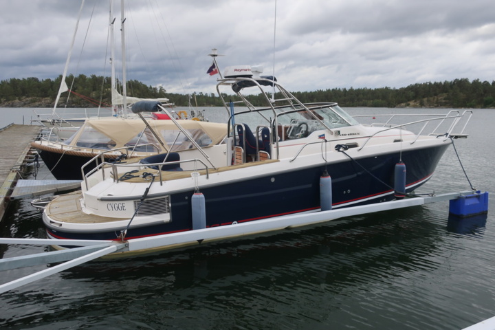 935931-57 Nimbus 300 R, 2 x Volvo Penta KAD 300