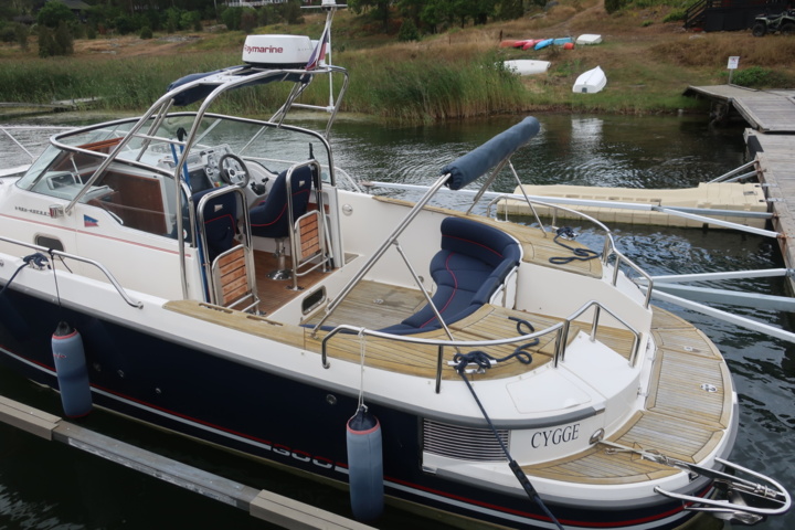 935931-67 Nimbus 300 R, 2 x Volvo Penta KAD 300