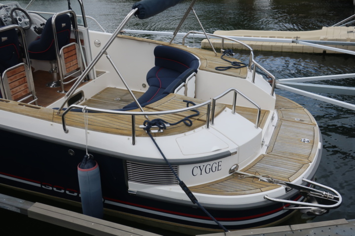 935931-69 Nimbus 300 R, 2 x Volvo Penta KAD 300