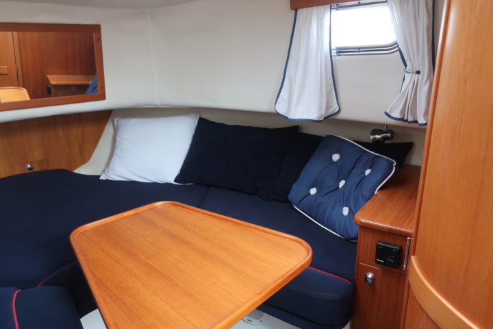 935931-73 Nimbus 300 R, 2 x Volvo Penta KAD 300