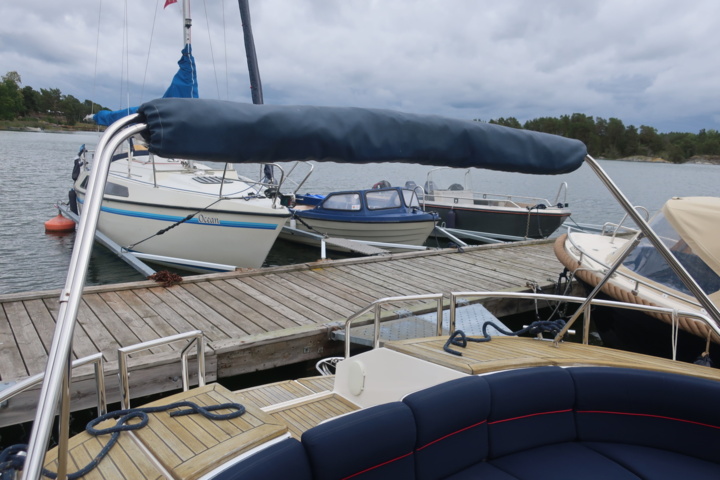 935931-99 Nimbus 300 R, 2 x Volvo Penta KAD 300