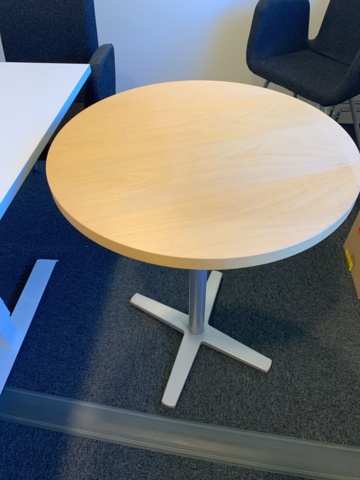 935932-8 Conference furniture