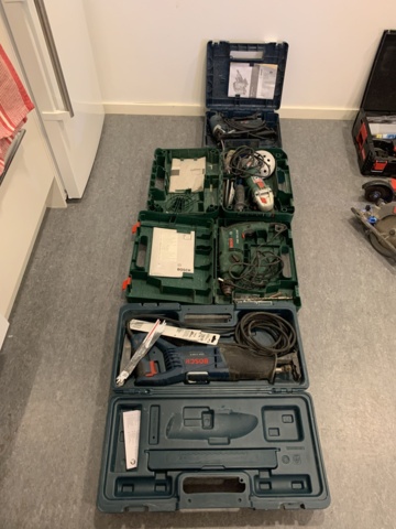 935951-1 Bosch electric hand tools with drawers, 4 pieces