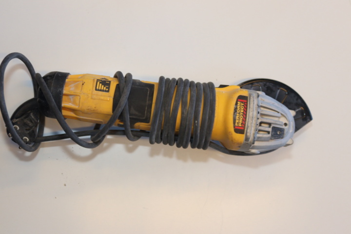 932878-2 DeWalt Angle grinder DWE 4257-QS, 220 V