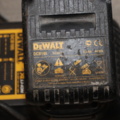 932902-3 Battery charger DeWalt DCB 105 + Battery DCB 140, 14.4 V, 3.0 Ah