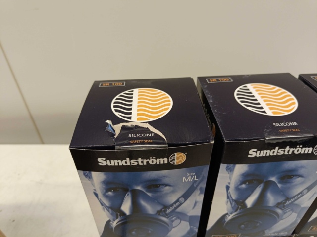887582-4 10 new pack Sundström half mask SR100 M/L