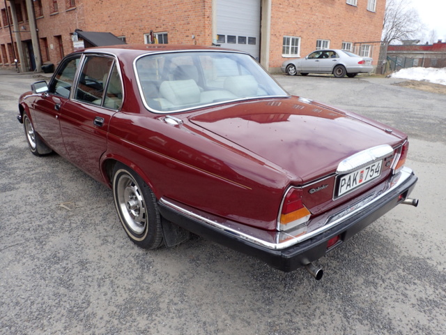 936340-8 Jaguar Daimler Sovereign - 1982