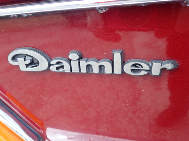 936340-47 Jaguar Daimler Sovereign - 1982
