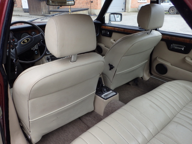 936340-57 Jaguar Daimler Sovereign - 1982