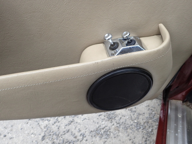 936340-64 Jaguar Daimler Sovereign - 1982