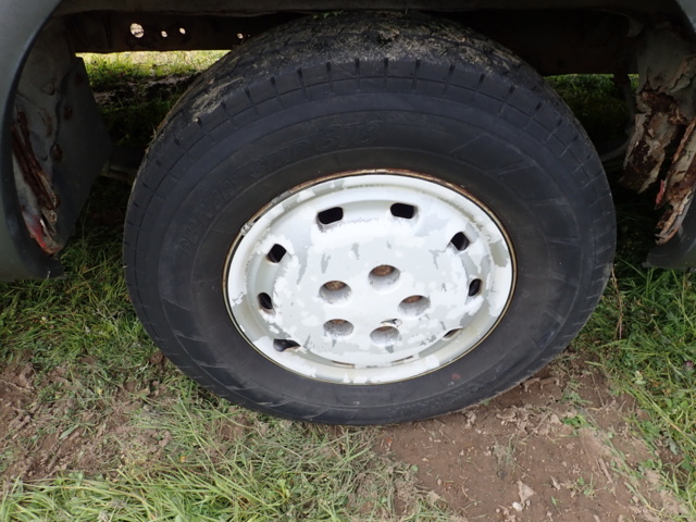 889379-9 Iveco Daily 35S13 Van 2.8 -2003 Repair object