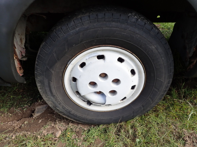 889379-15 Iveco Daily 35S13 Van 2.8 -2003 Repair object