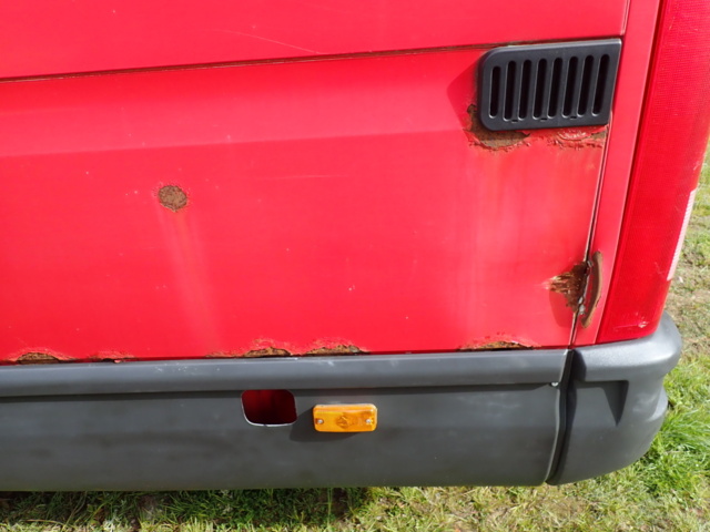 889379-35 Iveco Daily 35S13 Van 2.8 -2003 Repair object