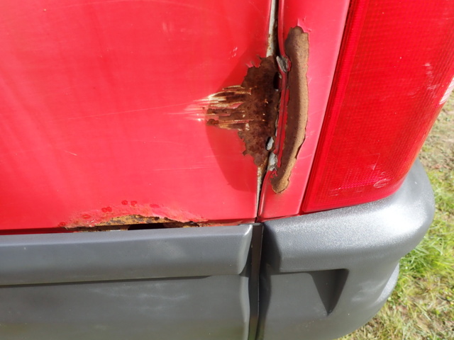 889379-36 Iveco Daily 35S13 Van 2.8 -2003 Repair object