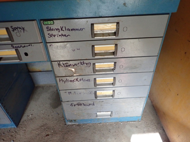 889379-77 Iveco Daily 35S13 Van 2.8 -2003 Repair object