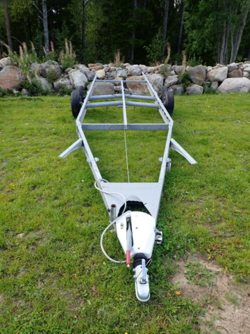 889383-2 Caravan undercarriage -2011