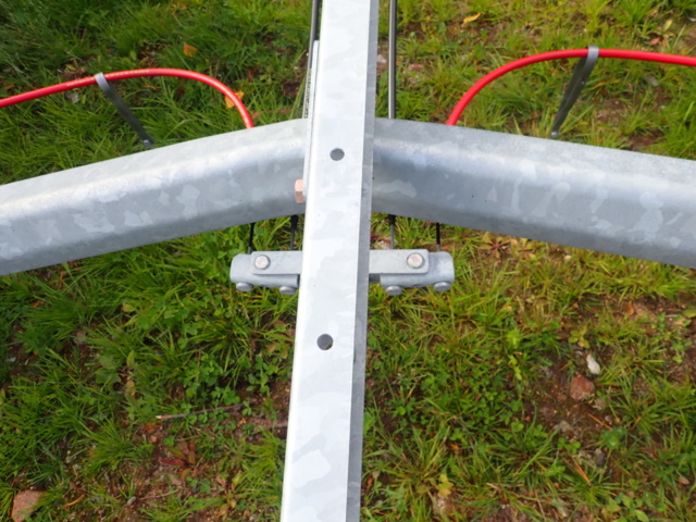 889383-13 Caravan undercarriage -2011