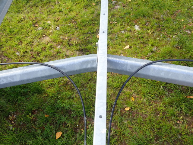 889383-14 Caravan undercarriage -2011