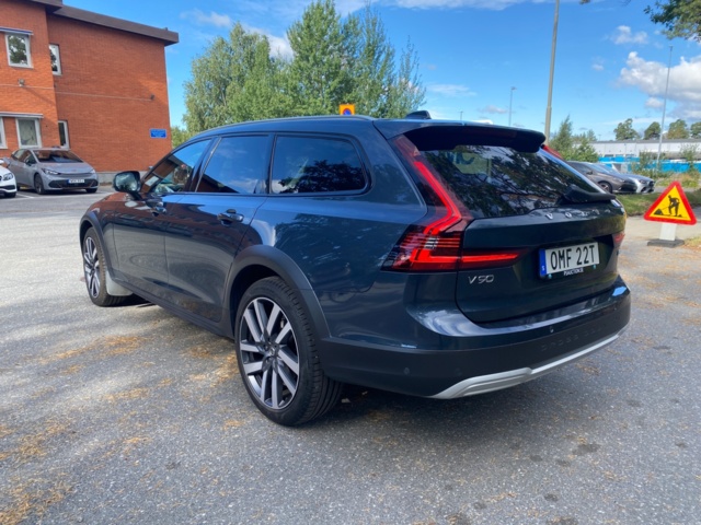 745591-6 Volvo V90 Cross Country B4 AWD - 2022