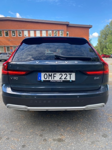 745591-7 Volvo V90 Cross Country B4 AWD - 2022