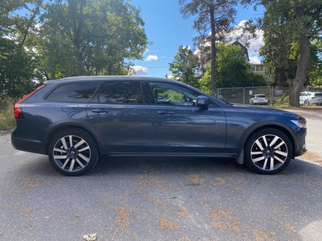 745591-9 Volvo V90 Cross Country B4 AWD - 2022