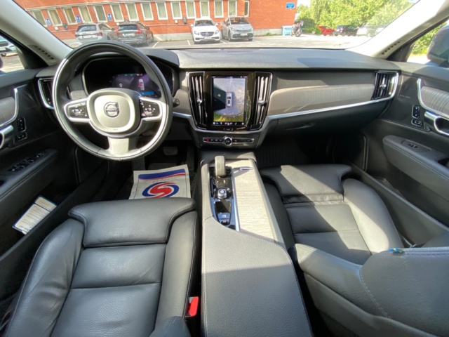 745591-17 Volvo V90 Cross Country B4 AWD - 2022