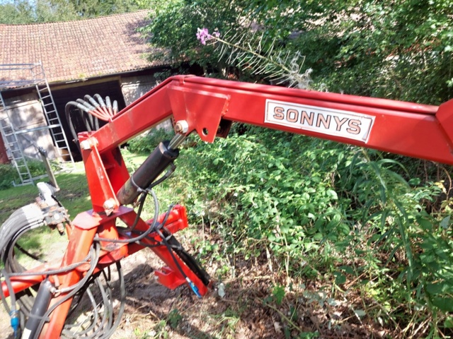 881861-7 Combination crane Sonnys with Grip and bucket