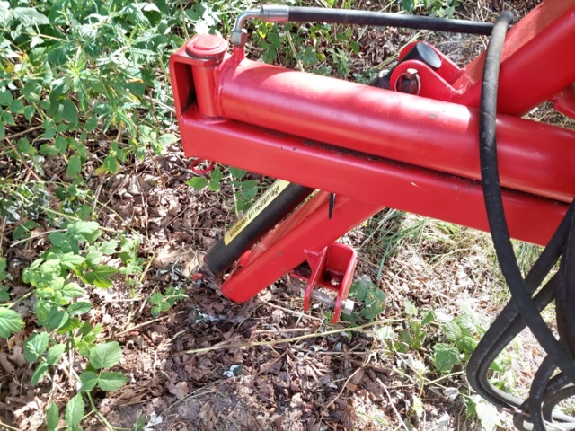 881861-10 Combination crane Sonnys with Grip and bucket