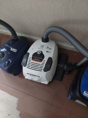 881894-2 Vacuum cleaner Elektrolux silent performer