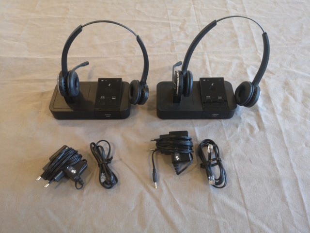 936605-1 Headset Jabra Pro 9450, associated charger 2 pcs. DHSG Cable