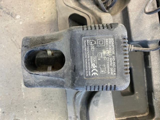 929538-3 Grease gun Mato