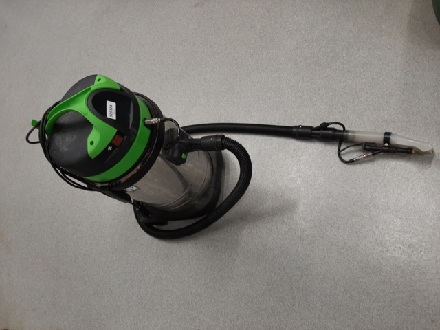 920324-1 Carpet and upholstery washing IPC GS 1/33 EXT