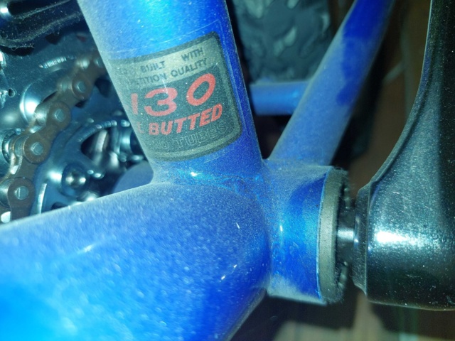 881913-14 Kuwahara Blue 21 Vxl