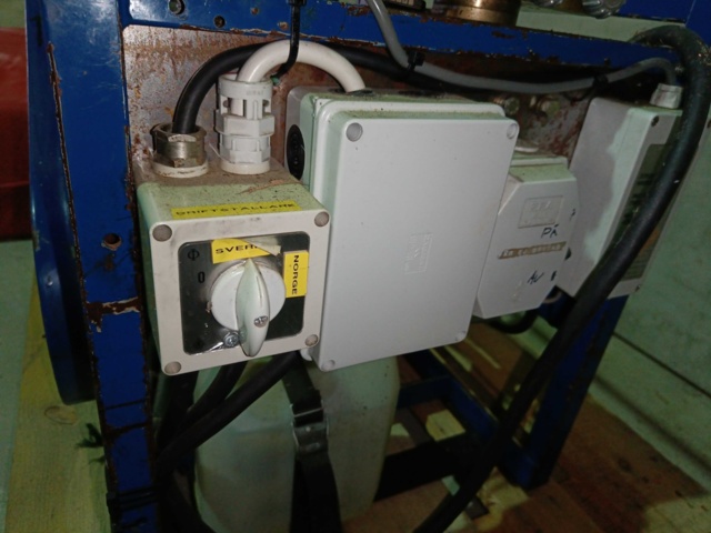 887593-9 Diving compressor Bauer old captain