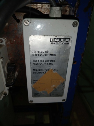 887593-11 Diving compressor Bauer old captain