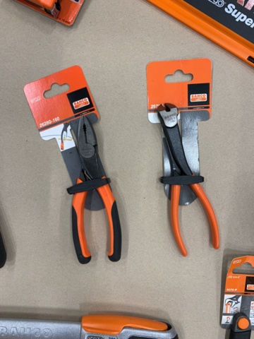 937729-8 Assortment of tools Bahco