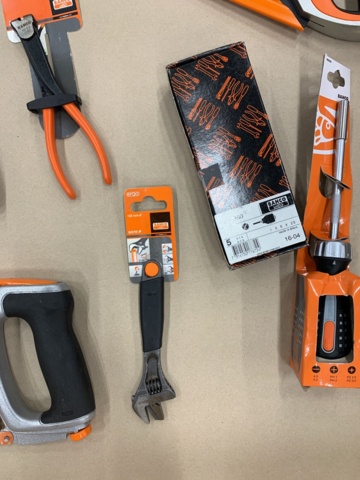 937729-10 Assortment of tools Bahco