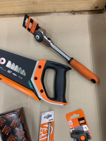 937729-12 Assortment of tools Bahco