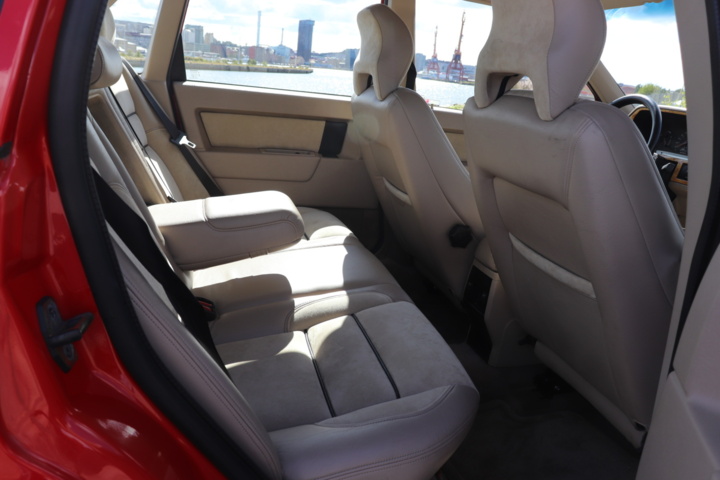 928034-11 Volvo 850R Sedan 2.3 Red - 1996